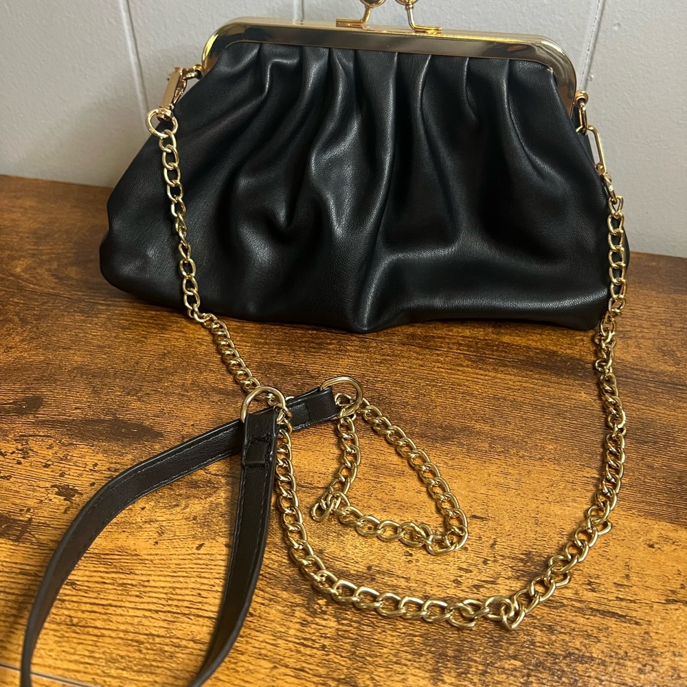 EUC, Like Dreams Women’s Cross Body Black Purse